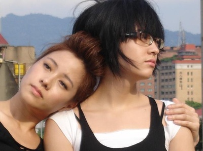 张榕容的写真-with林嘉欣2006年电...