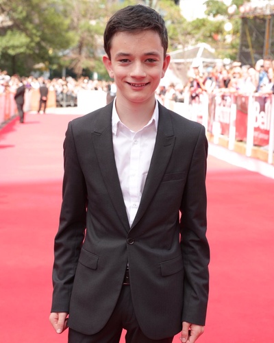 刘易斯·麦克杜格尔的写真