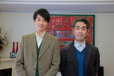 长谷川博己的写真-与法月纶太郎先生(右)...
