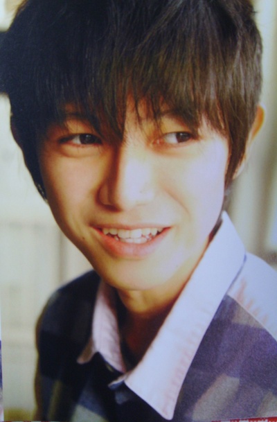 本乡奏多的写真