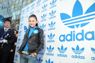 热依扎的写真-女神热依扎