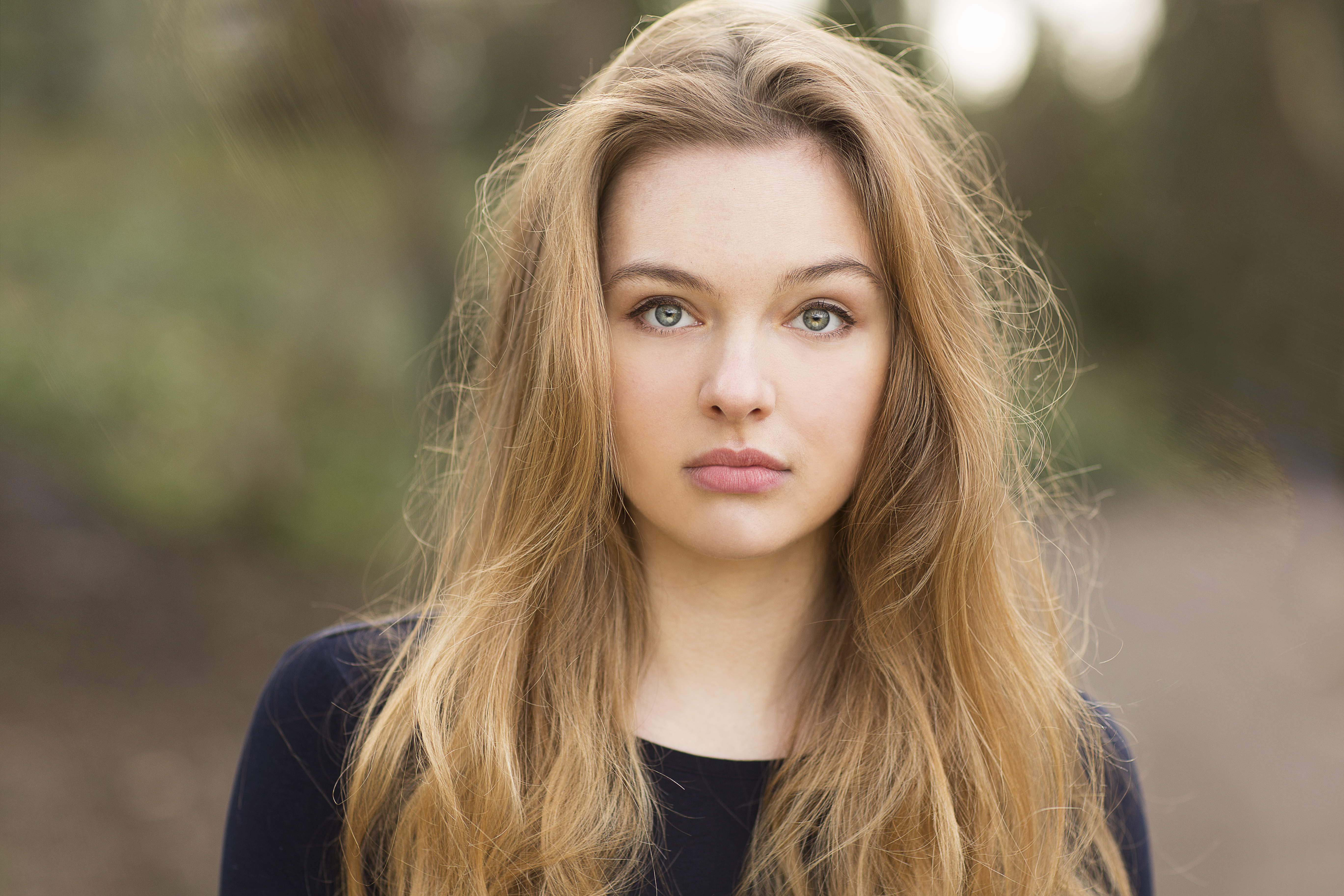 克洛伊·布耶斯的写真