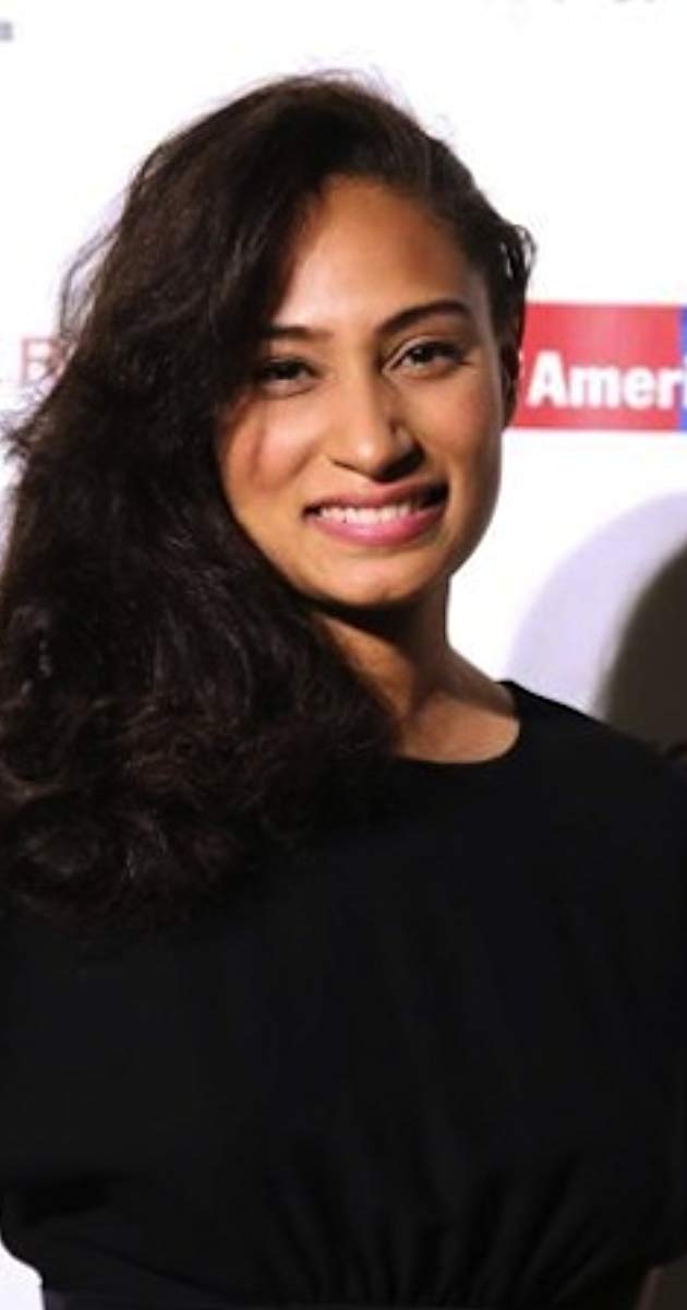 罗珊妮·扎亚斯的写真