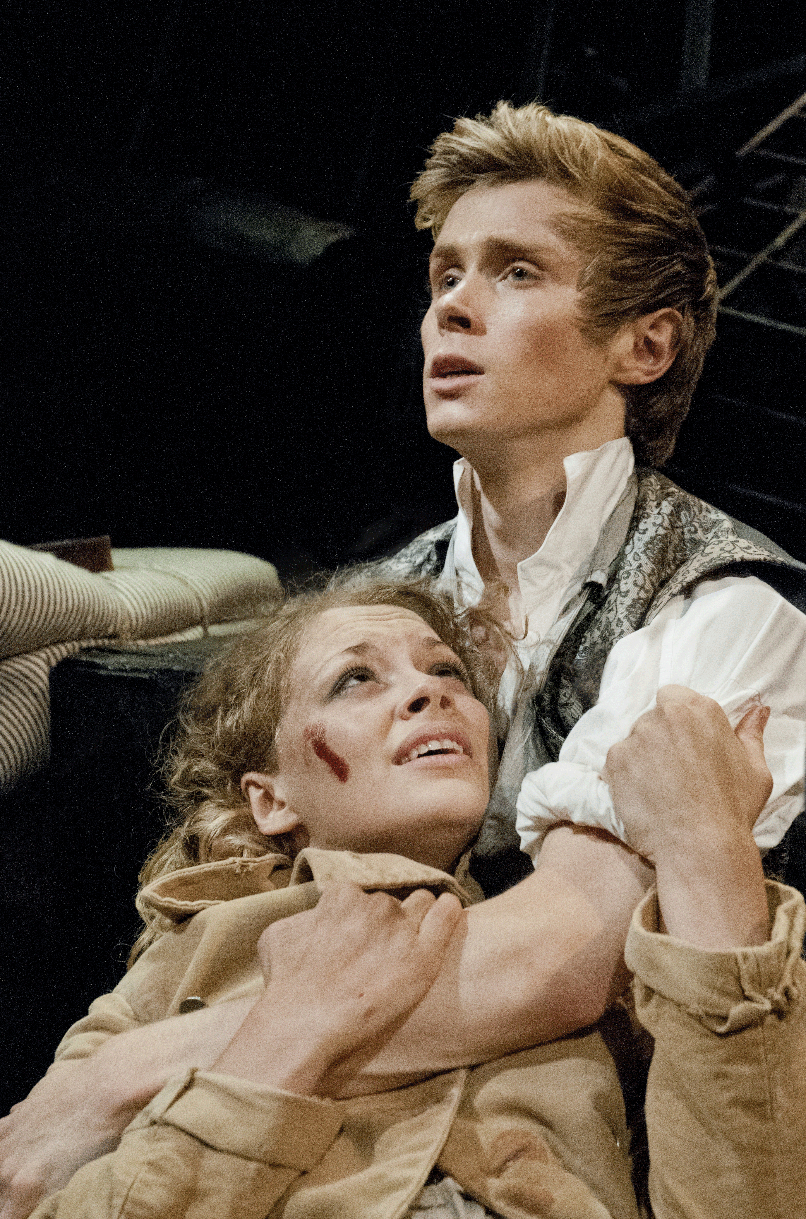 罗布·豪森的写真