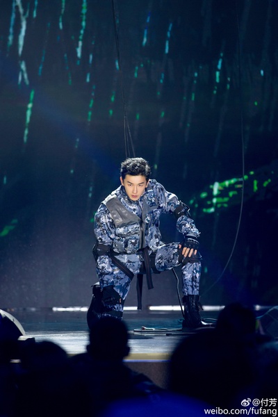 杨旭文的写真-多帅，特种兵的感觉啊