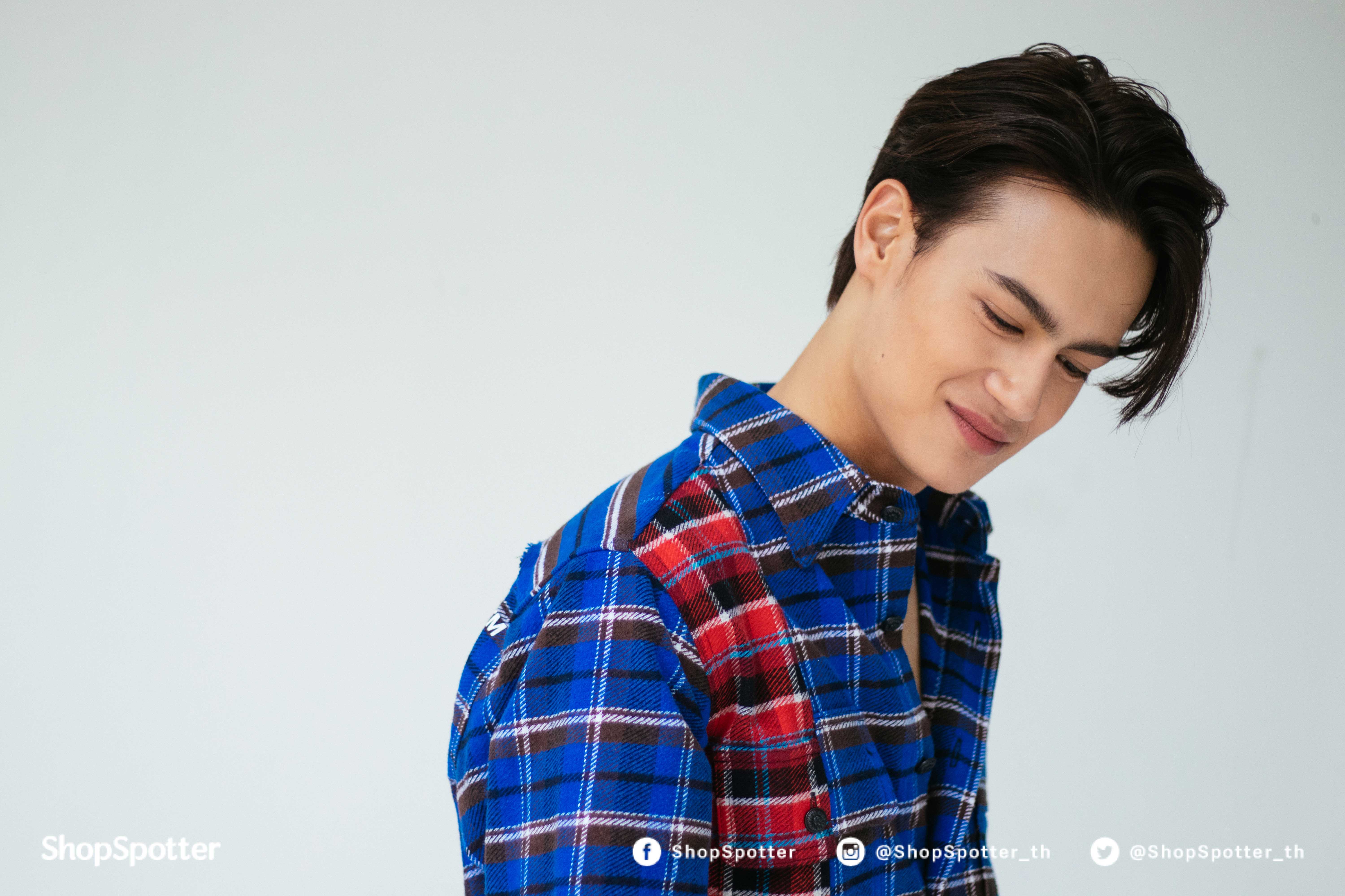 帕瑞斯·因塔拉科玛亚苏特的写真