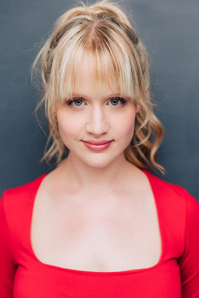 阿莱格拉·赫特的写真