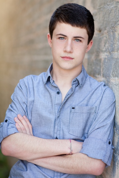 迪兰·明奈特的写真-Dylan Minnette