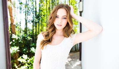 艾拉·瓦勒斯泰特的写真