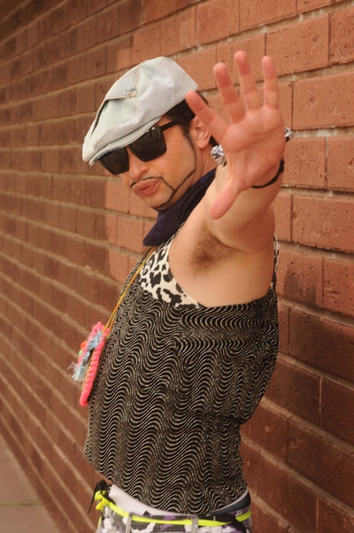 尼克·克罗尔的写真