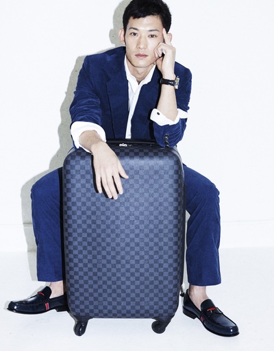 渊上泰史的写真