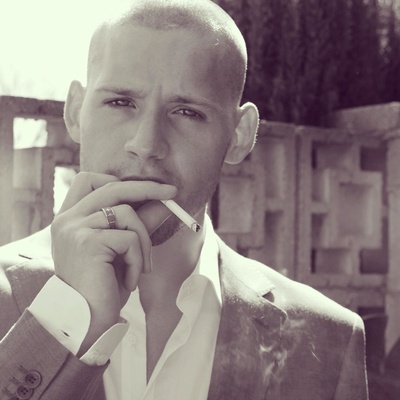 卢克·克莱恩坦克的写真