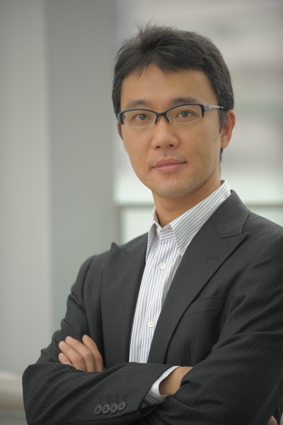 本多孝好的写真