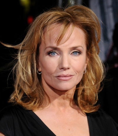 瑞贝卡·德·莫妮的写真