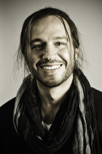 达尔·萨利姆的写真