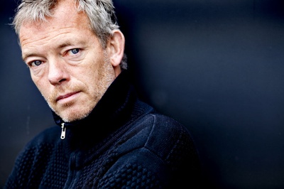 索伦·莫灵的写真