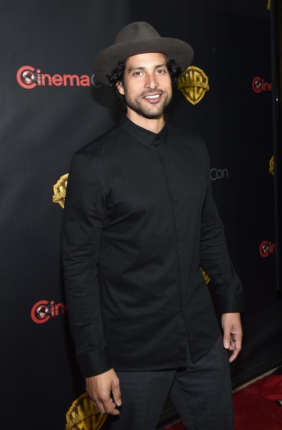 亚当·罗德里格兹的写真