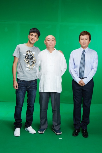 顾宝明的写真-左起：顏毓麟、顧寶明...