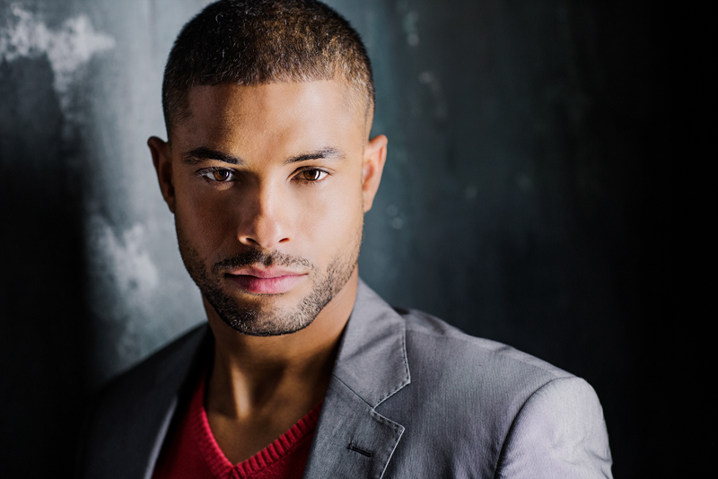 罗纳德·帕特里克·汤普森的写真