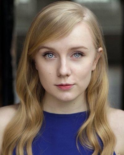 亚历克萨·戴维斯的写真