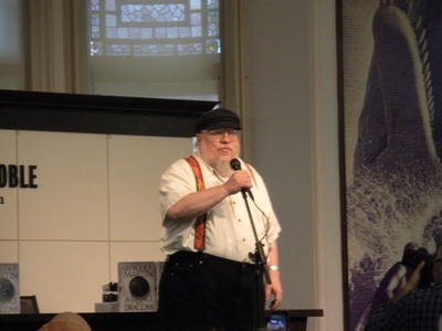 乔治·马丁的写真-看这体型……我还是希...