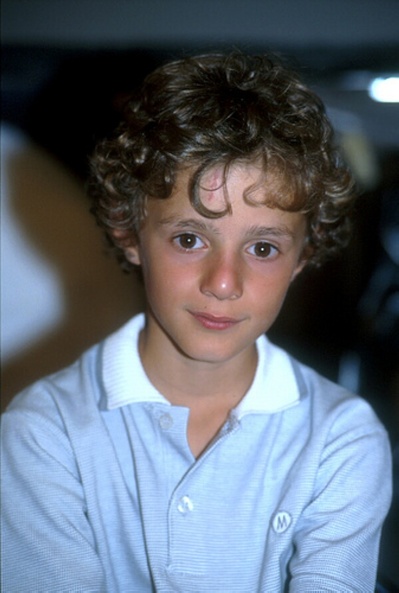 乔治·坎塔里尼的写真