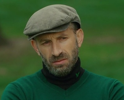 马克·伊瓦涅的写真