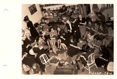 玛德琳·卡洛的写真