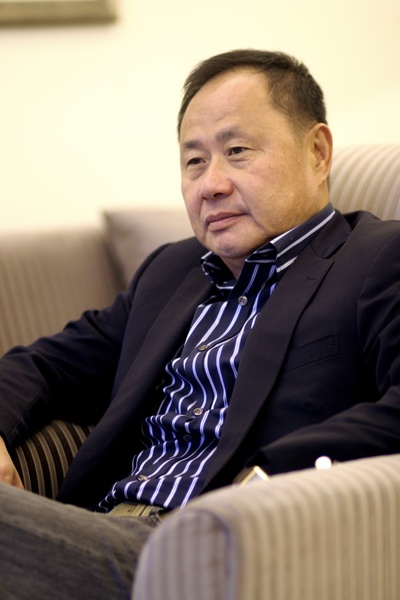 刘镇伟的写真-劉鎮偉