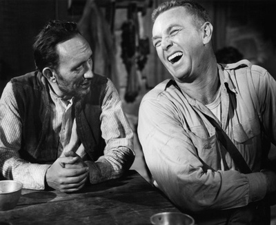 斯特林·海登的写真