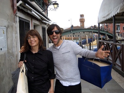 詹森·舒瓦兹曼的写真-和他妈妈