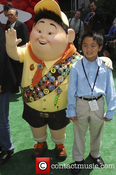 乔丹·长井的写真