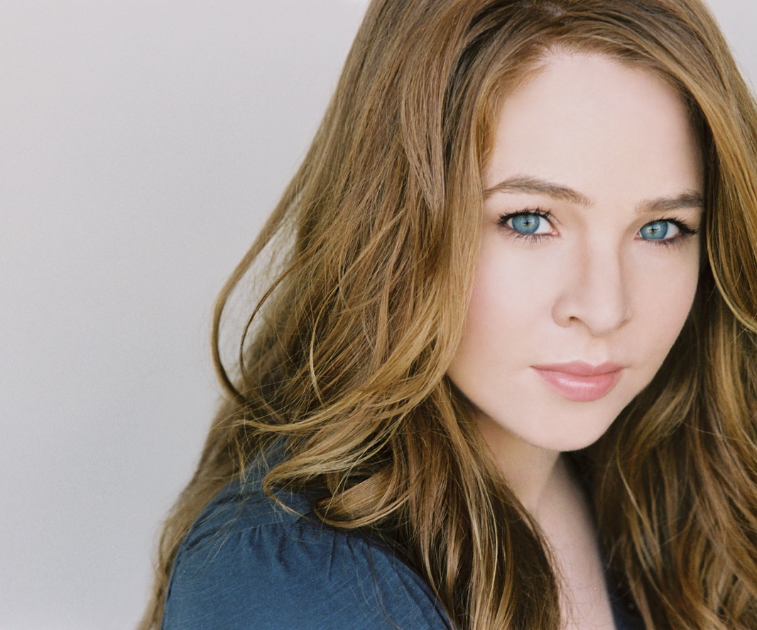 特丽莎·拉法切的写真