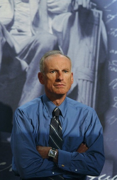 詹姆斯·瑞布霍恩的写真