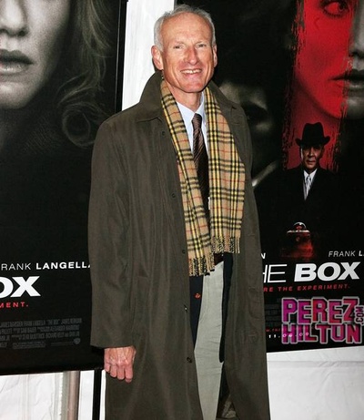 詹姆斯·瑞布霍恩的写真