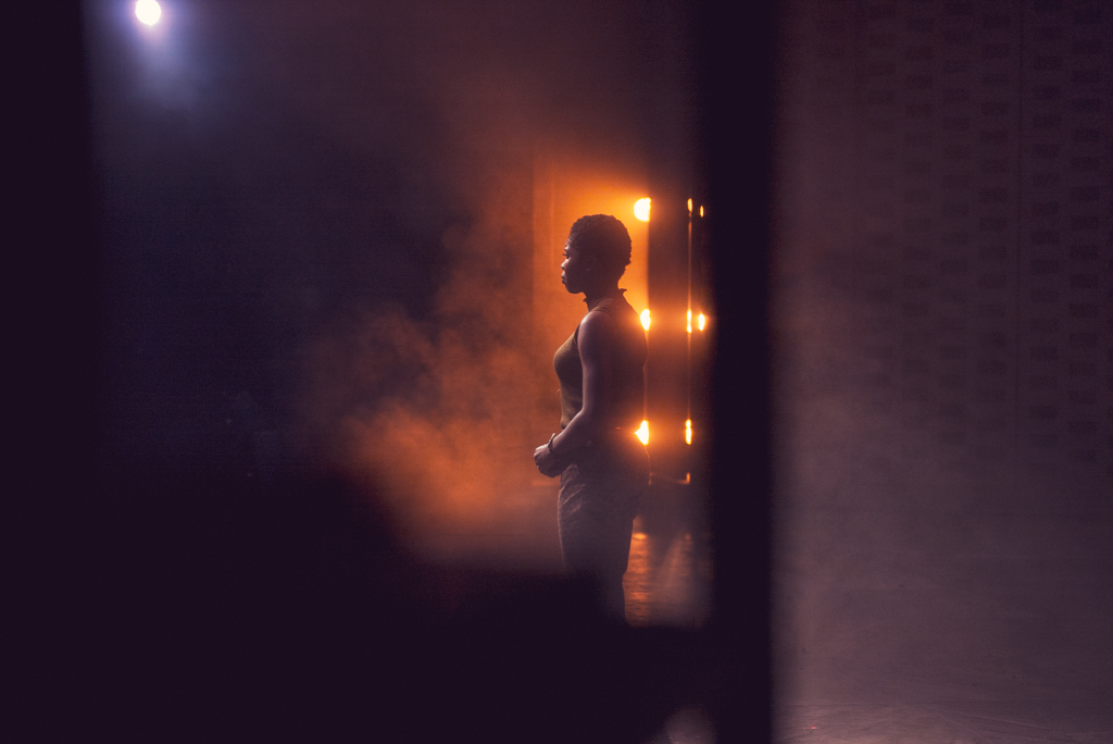 格洛里亚·奥比安约的写真