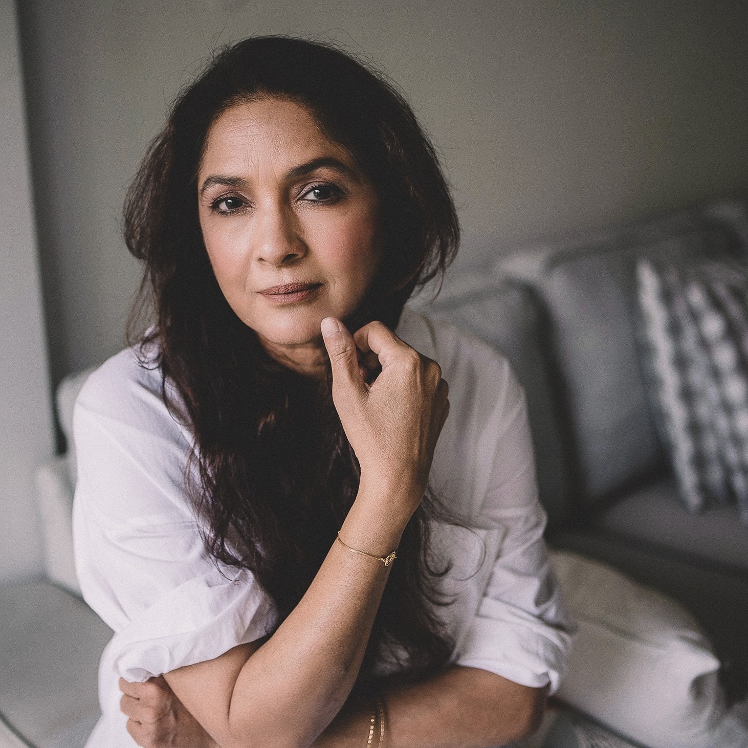 尼娜·古普塔的写真