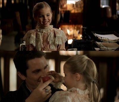 萨曼塔·马霍林的写真