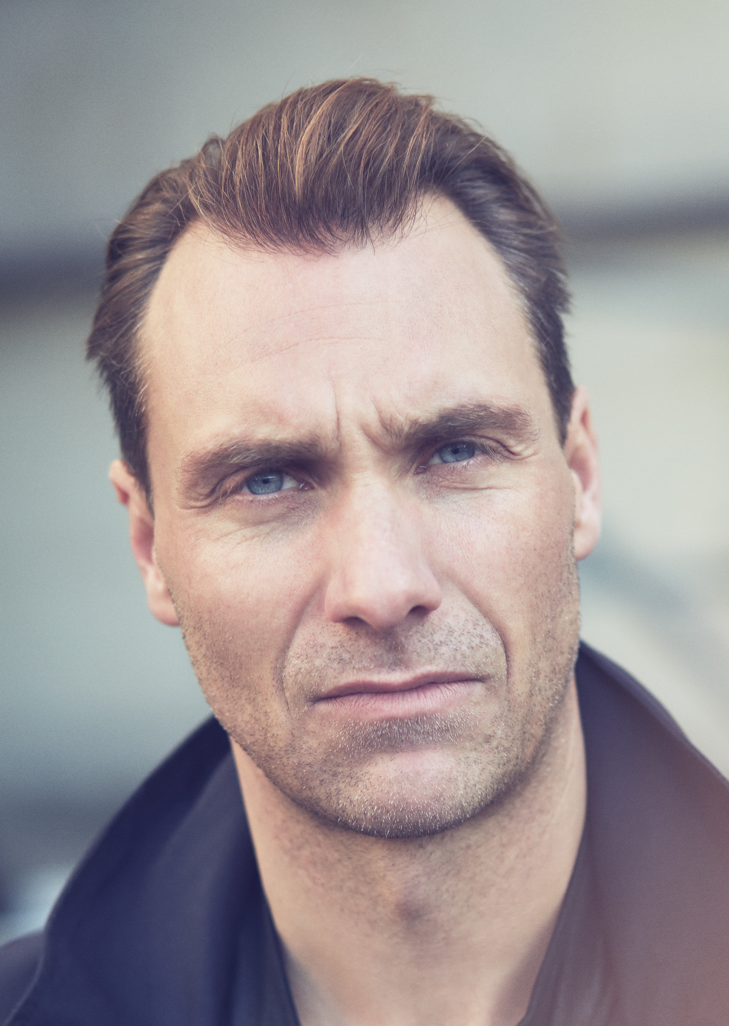 亚历山大·维尧姆的写真