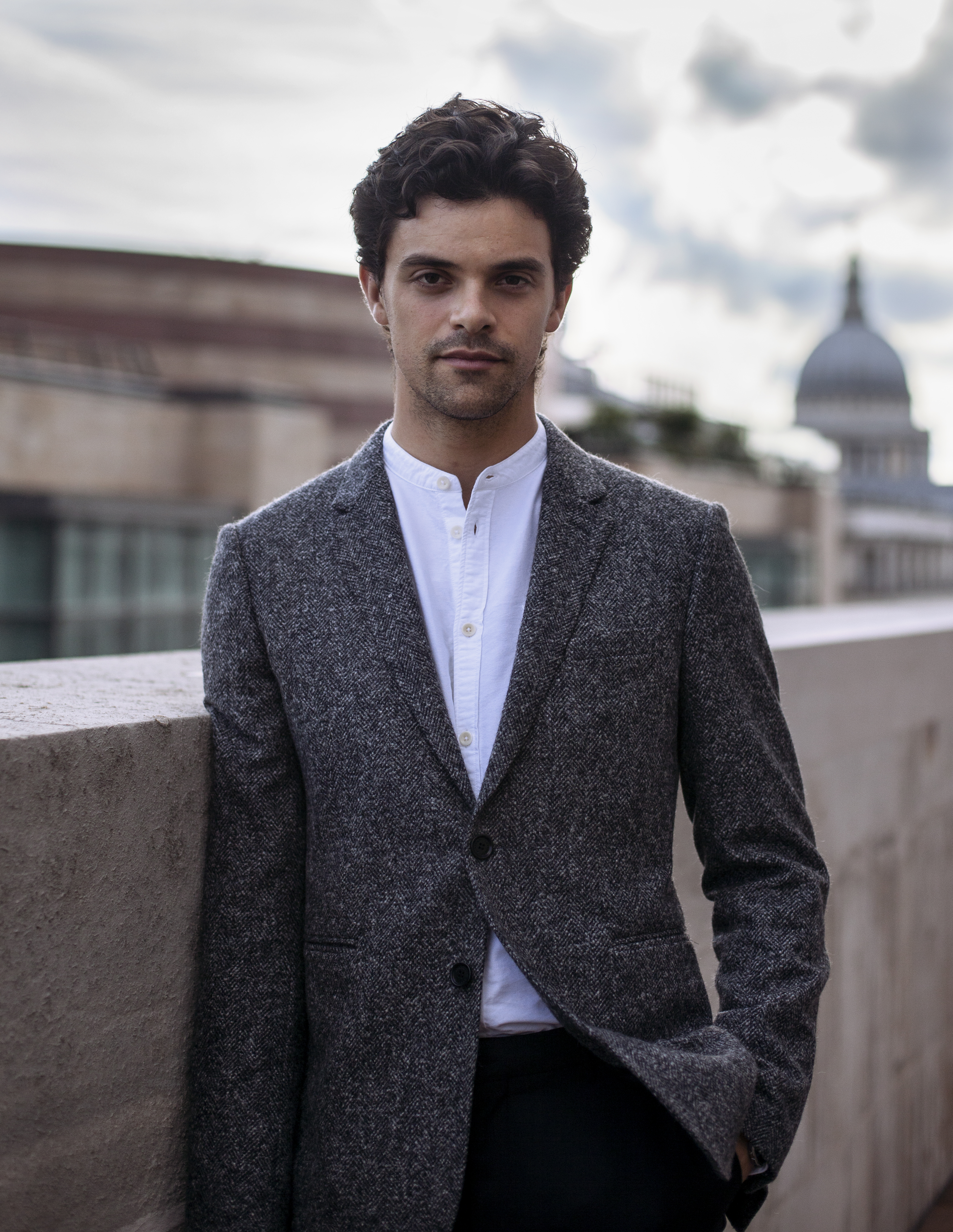 雅各布·福琼·劳埃德的写真