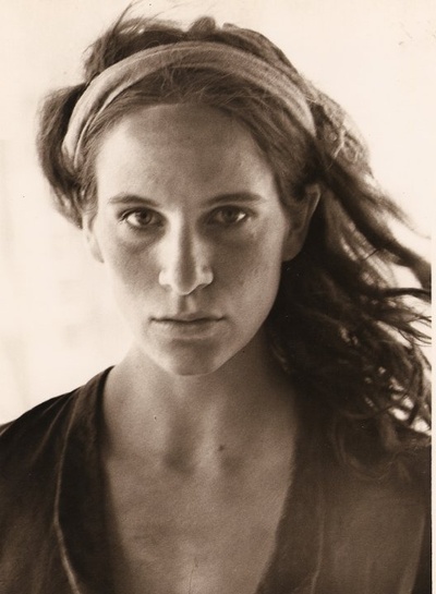 阿曼达·普拉莫的写真