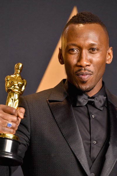 马赫沙拉·阿里的写真