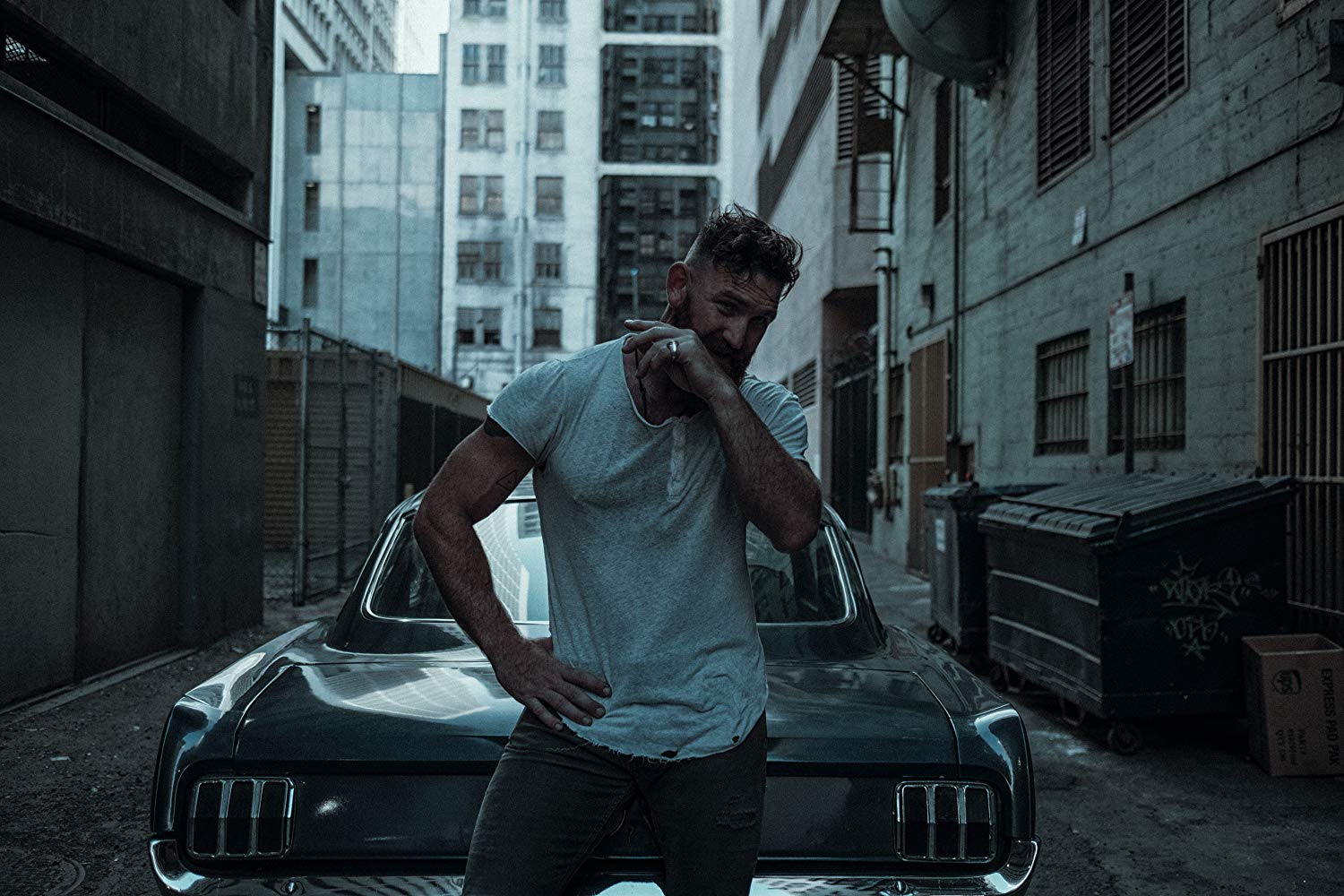 德文·隆恩的写真