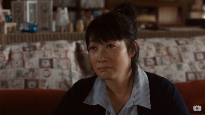 余贵美子的写真-《丈夫得了抑郁症》剧...