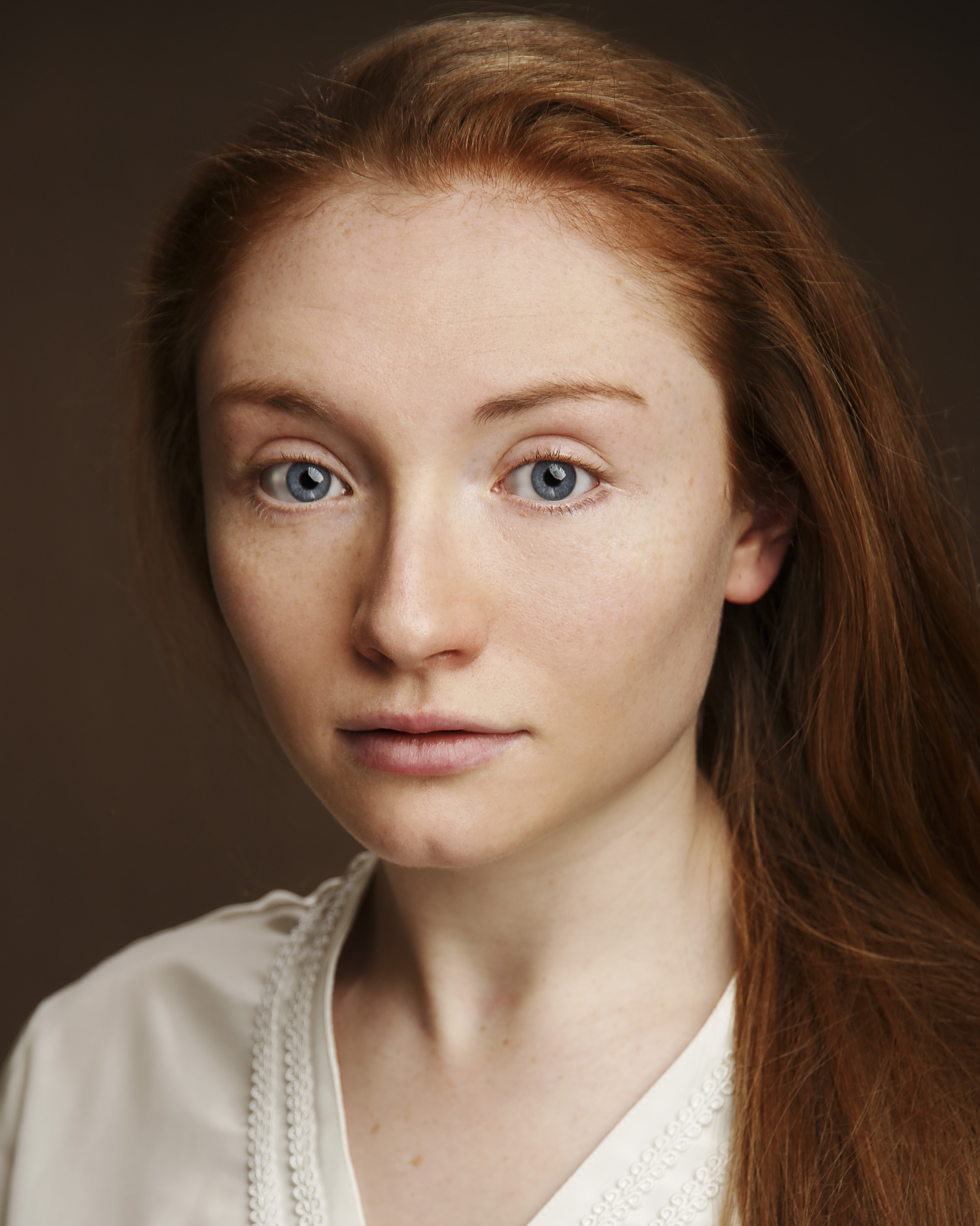 艾尔比·考利的写真