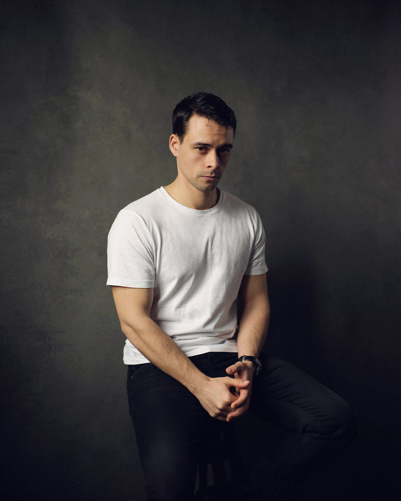 亚当·朗的写真-鲜肉一枚