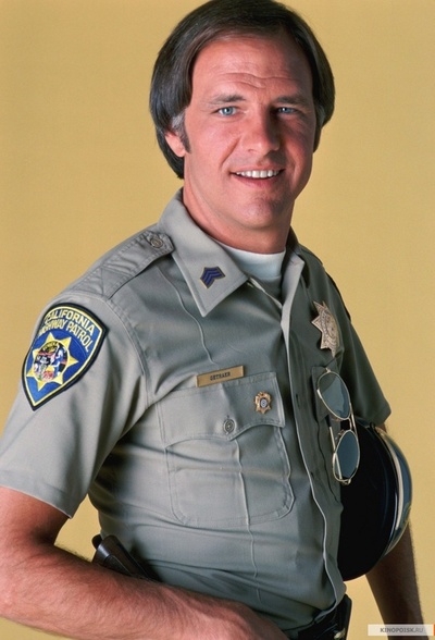 罗伯特·派恩的写真