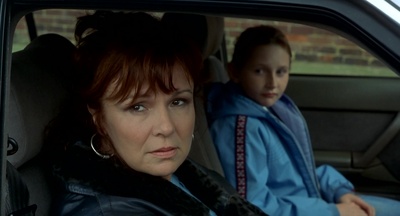 朱丽·沃特斯的写真-《跳出我天地》里的启...