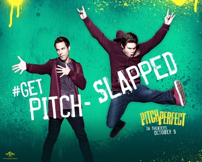 斯盖拉·阿斯丁的写真-完美音调-海报