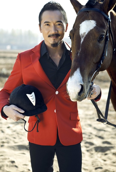 邹兆龙的写真-鄒兆龍